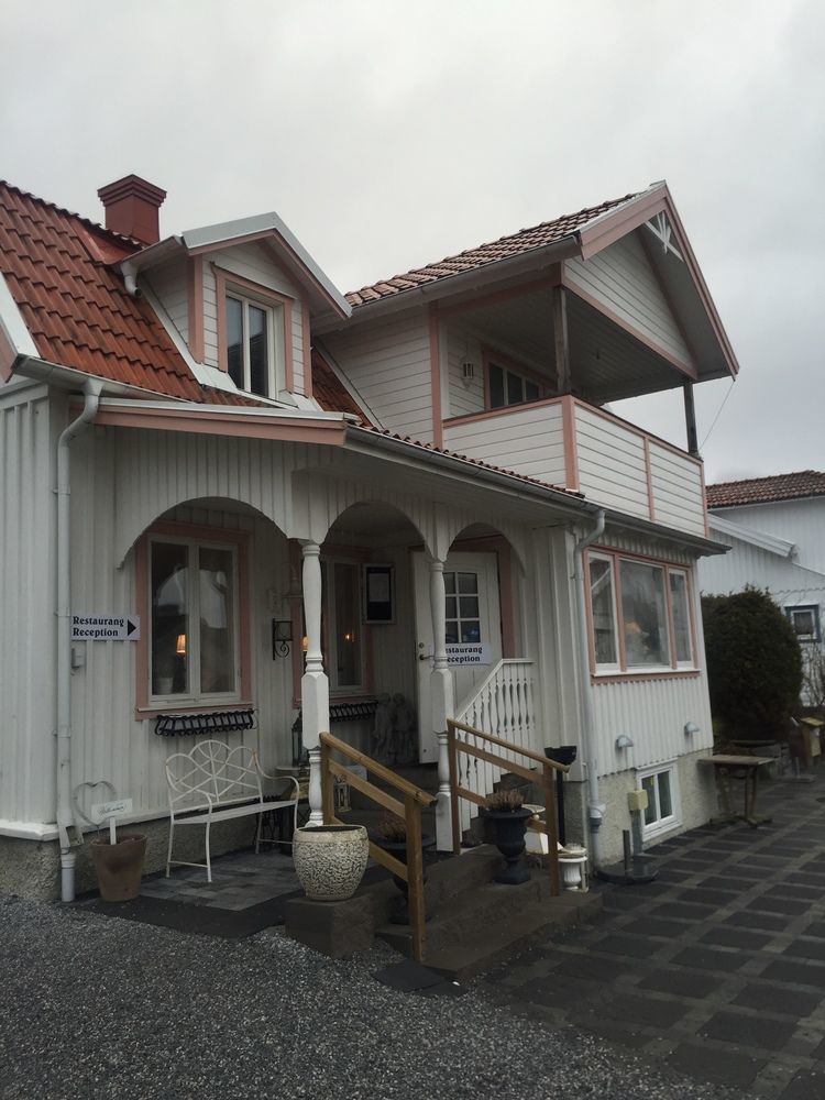 Hotell & Restaurant Solliden Stenungsund Exterior foto